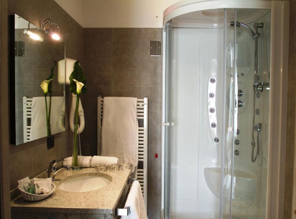 Hotel San Lorenzo キアヴェンナ 部屋 写真